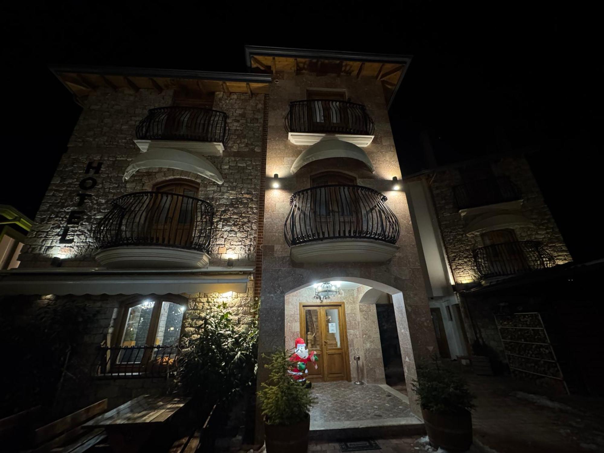 Hotel Ambassador Voskopojë المظهر الخارجي الصورة